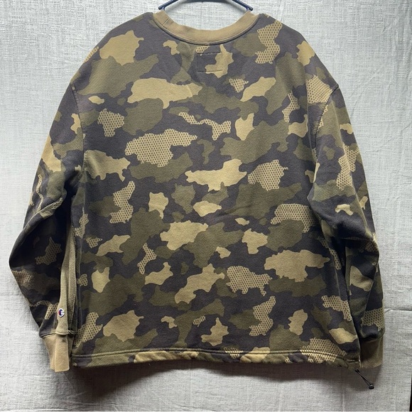 Champion Camo Mesh Inset Sweatshirt XL Red Logo Dog Drawstring Hem VTG - Picture 3 of 11